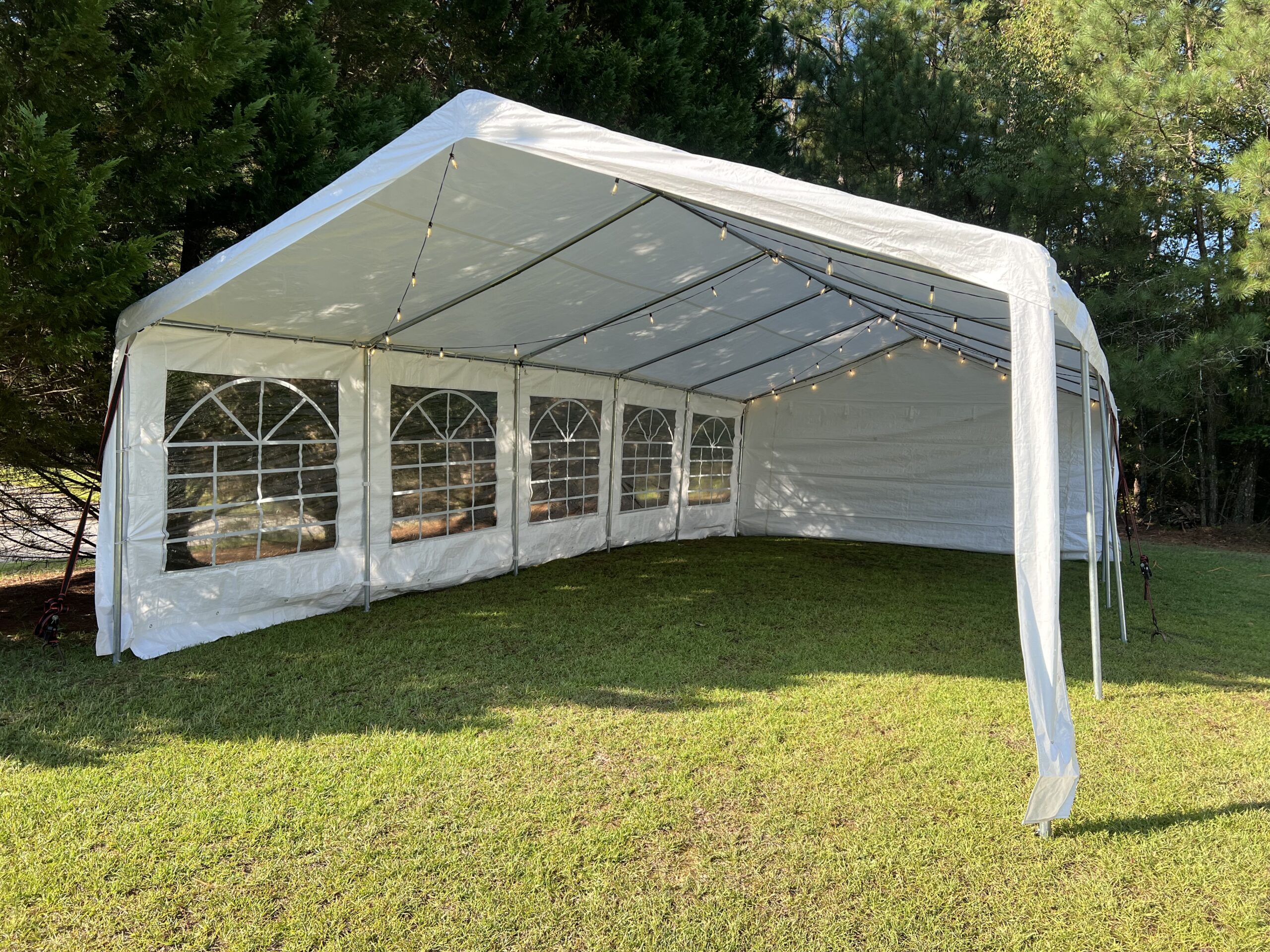 16x32 tent with tables